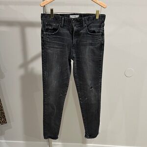 Stylish Black Skinny Jeans